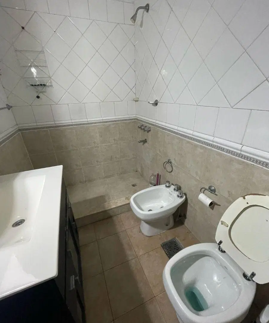 Departamento en VENTA DE 3 AMBIENTES CON PATIO, TERRAZA Y LOCAL EN PLANTA BAJA 8