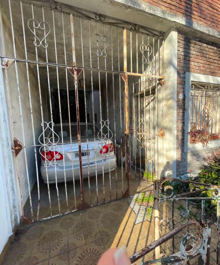 Foto de vivienda en venta sobre lote de 123 m2 aprox. en ramos mejía, imagen 4