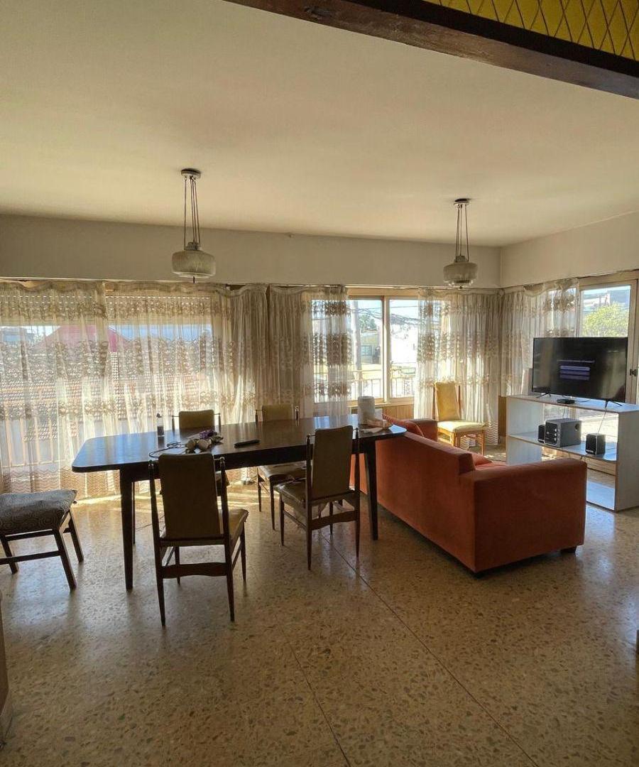 Foto de DEPARTAMENTO en VENTA de 4 ambientes en 1er piso mas LOCAL en planta, imagen 2