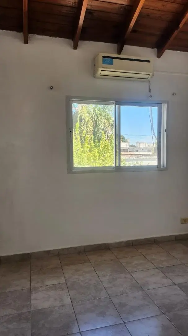 Departamento con cochera en Escobar 5