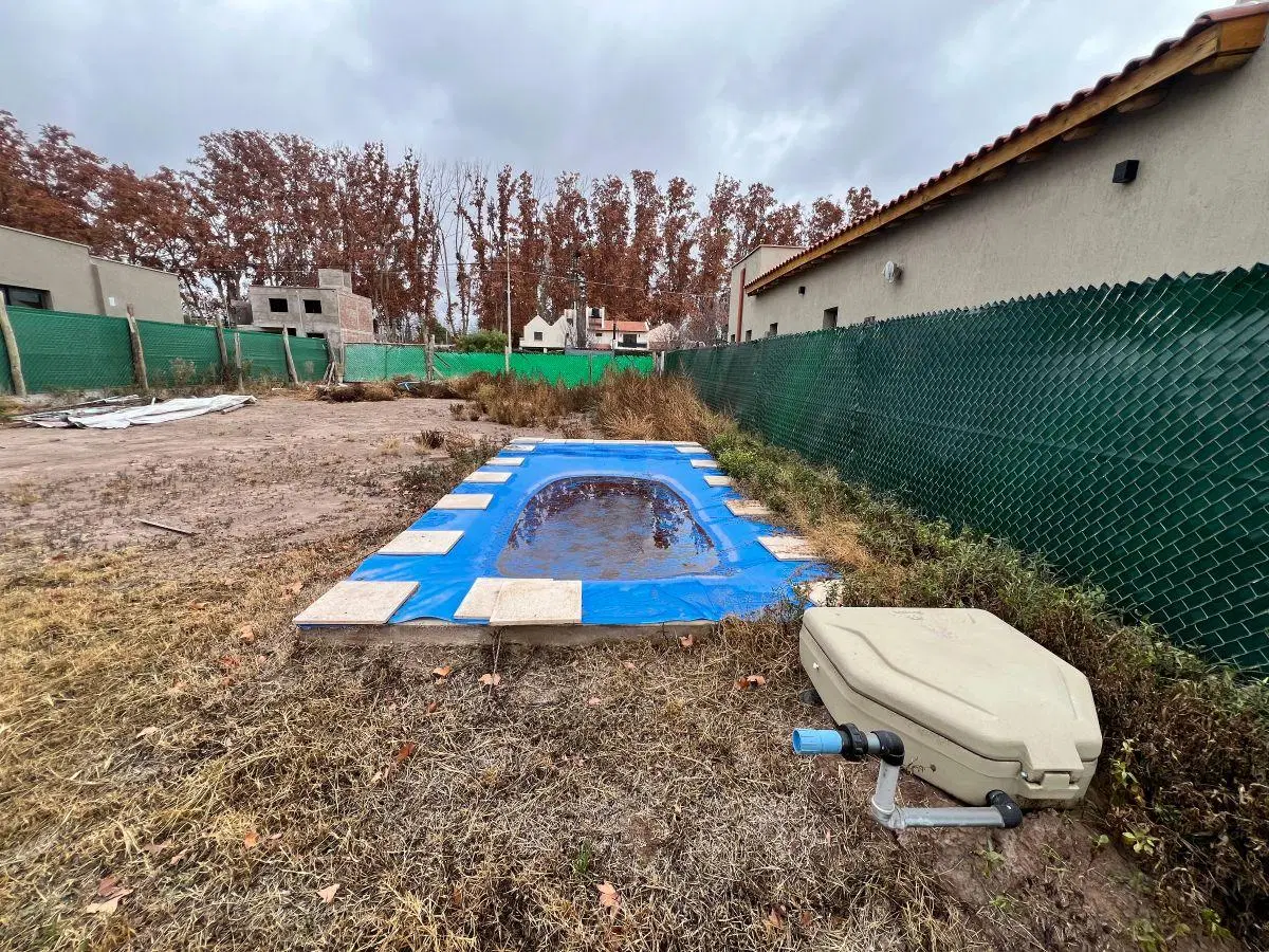 Terreno en Venta, con piscina, Barrio Ayres de Fader Lujan de Cuyo. 8