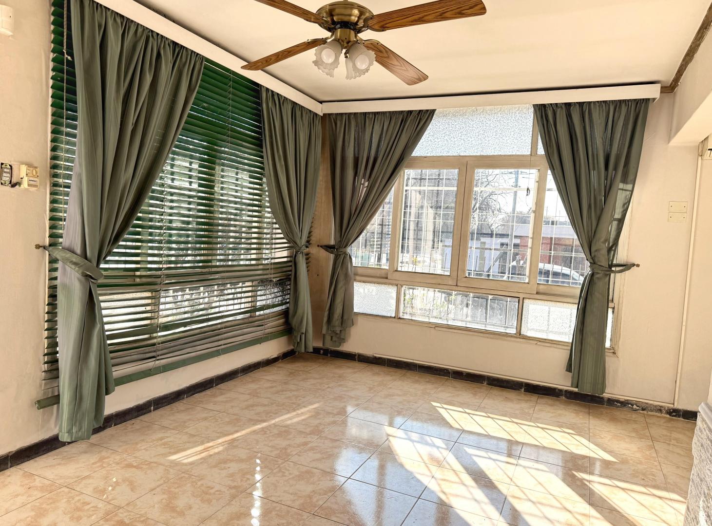 Foto de Casa en Alquiler, Barrio Trapiche, Godoy Cruz, Mendoza., imagen 2
