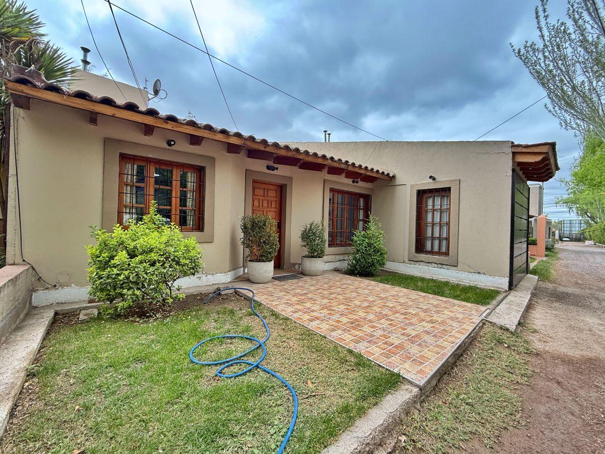 Foto de Casa en venta, calle Boedo, Luján de Cuyo, Mendoza., imagen 1