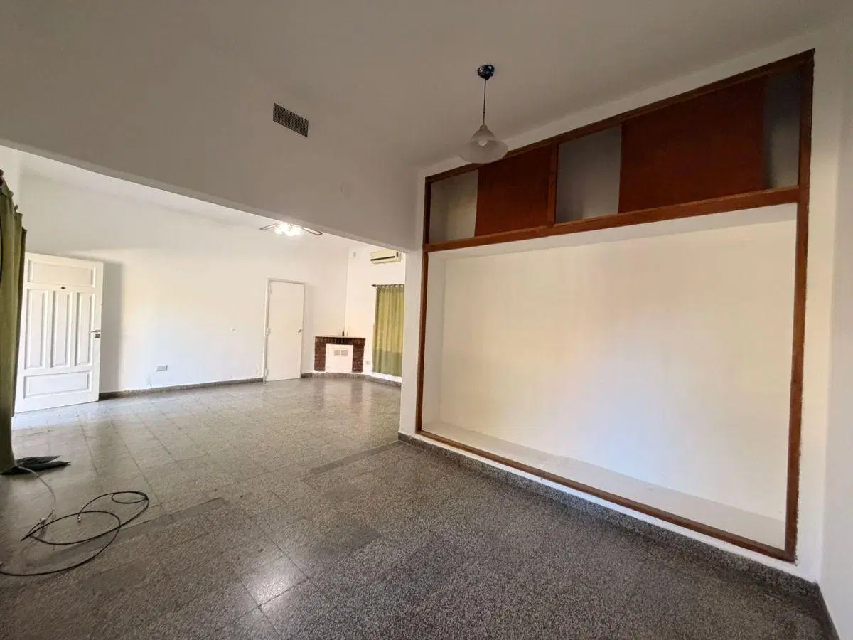ALQUILER | CASA AMPLIA DE 1 DORMITORIO EN CIPOLLETTI 5