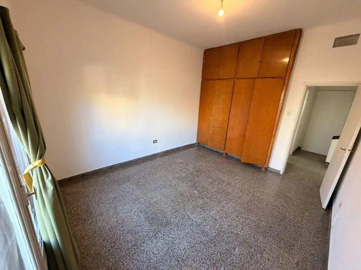 ALQUILER | CASA AMPLIA DE 1 DORMITORIO EN CIPOLLETTI 2