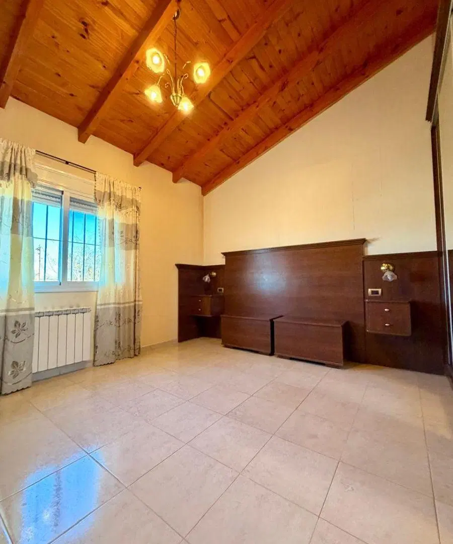 ALQUILER CASA general Fernandez Oro | 3 dormitorios | 2 Baños | Patio amplio | Cochera 3