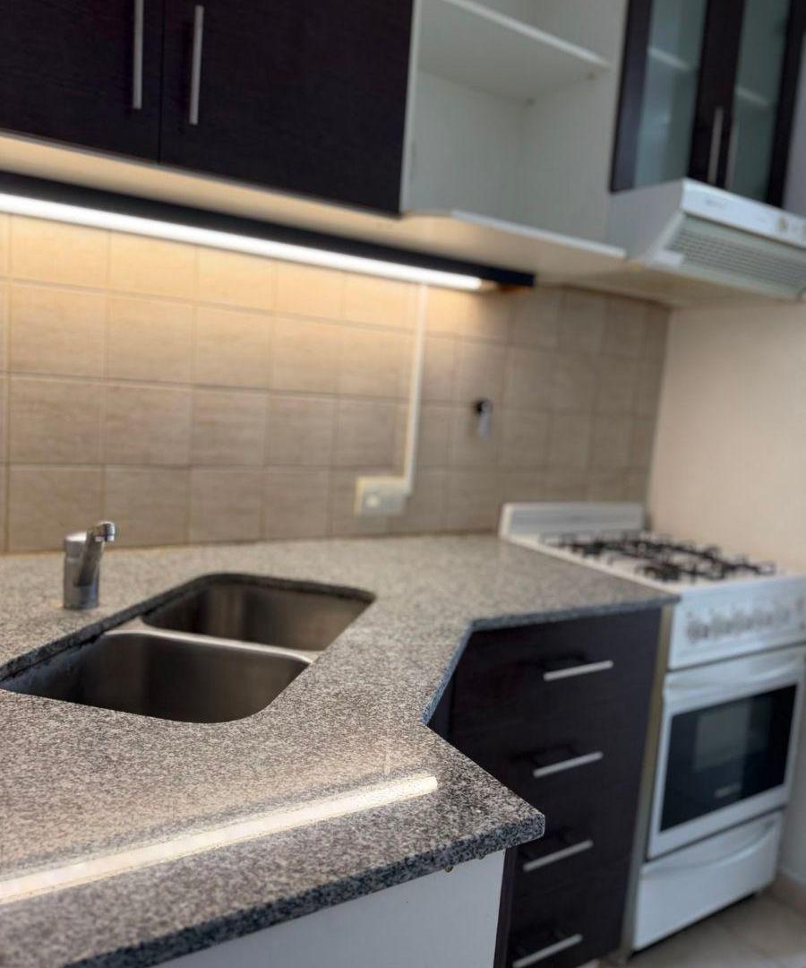 Foto de ALQUILER DEPTO 1 DORMITORIOS | PSICINA | GYMNASIO - CIPOLLETTI Edificio, imagen 3