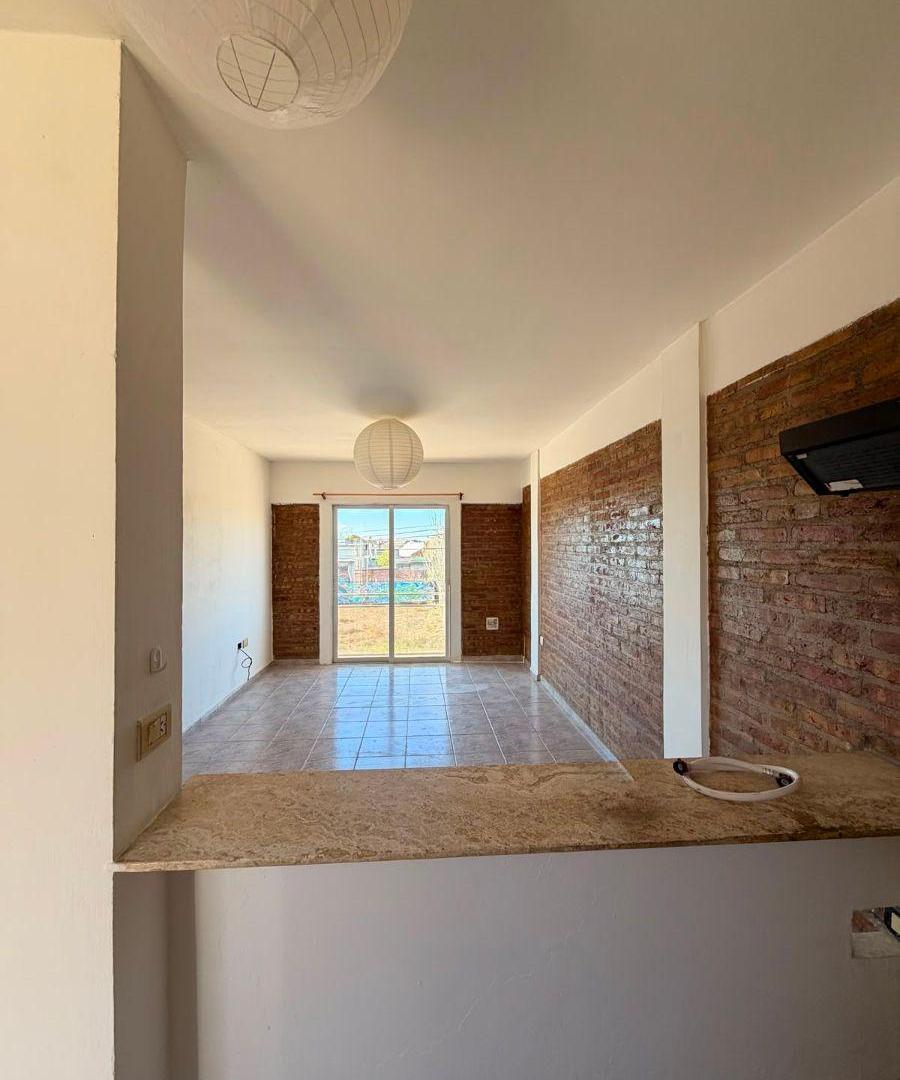 Foto de ALQUILER DEPARTAMENTO DE UN DORMITORIO EN BARRIO SAN PABLO | CIPOLLETTI, imagen 4