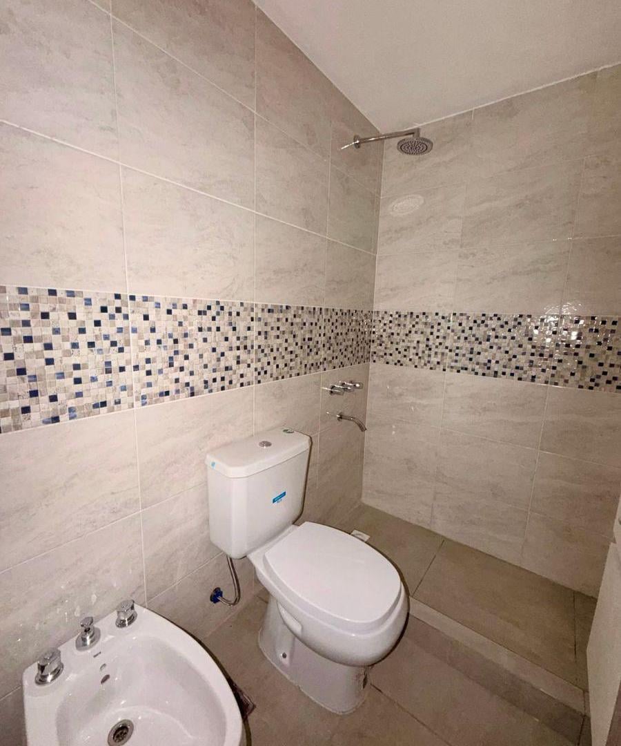 Foto de ALQUILER DEPTO A ESTRENAR 1 DORMITORIO + COCHERA. ZONA CENTRO, imagen 5