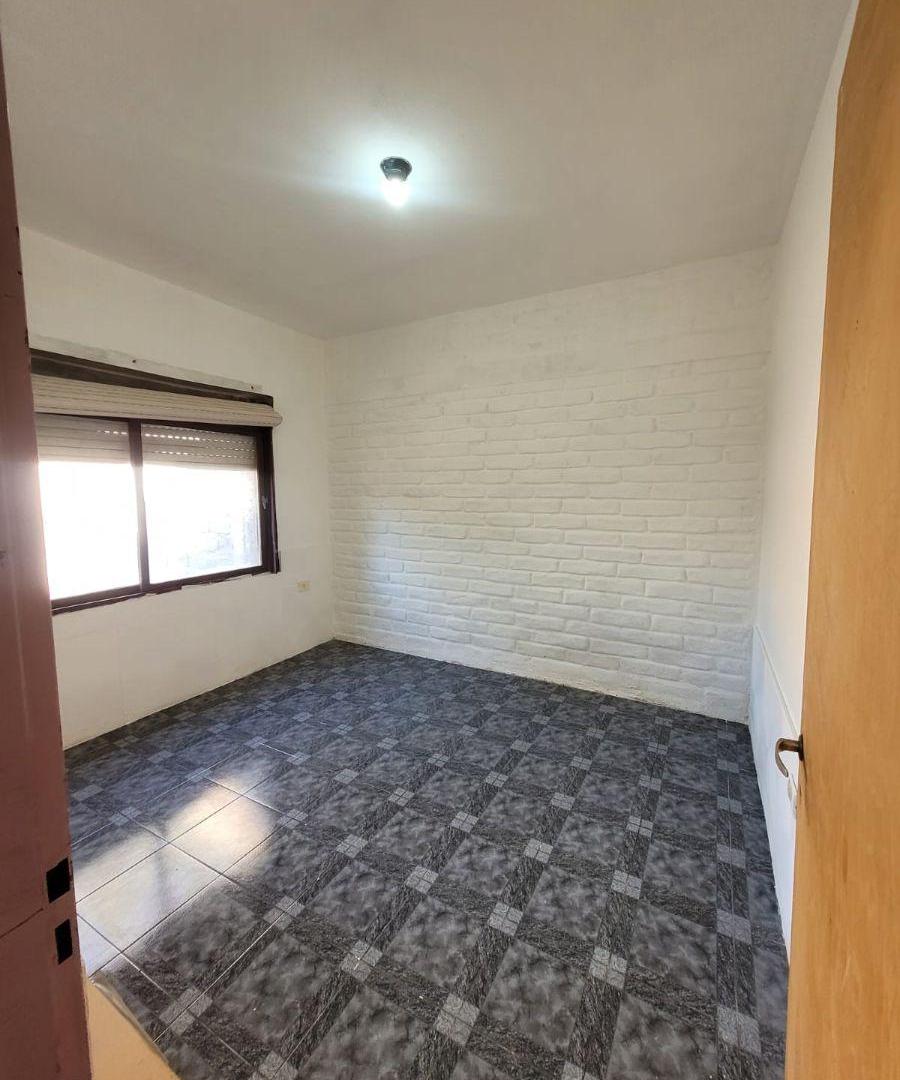 Foto de CASA EN VENTA BARRIO BRENTANA | 2 DORMITORIO AMPLIO PATIO, imagen 3