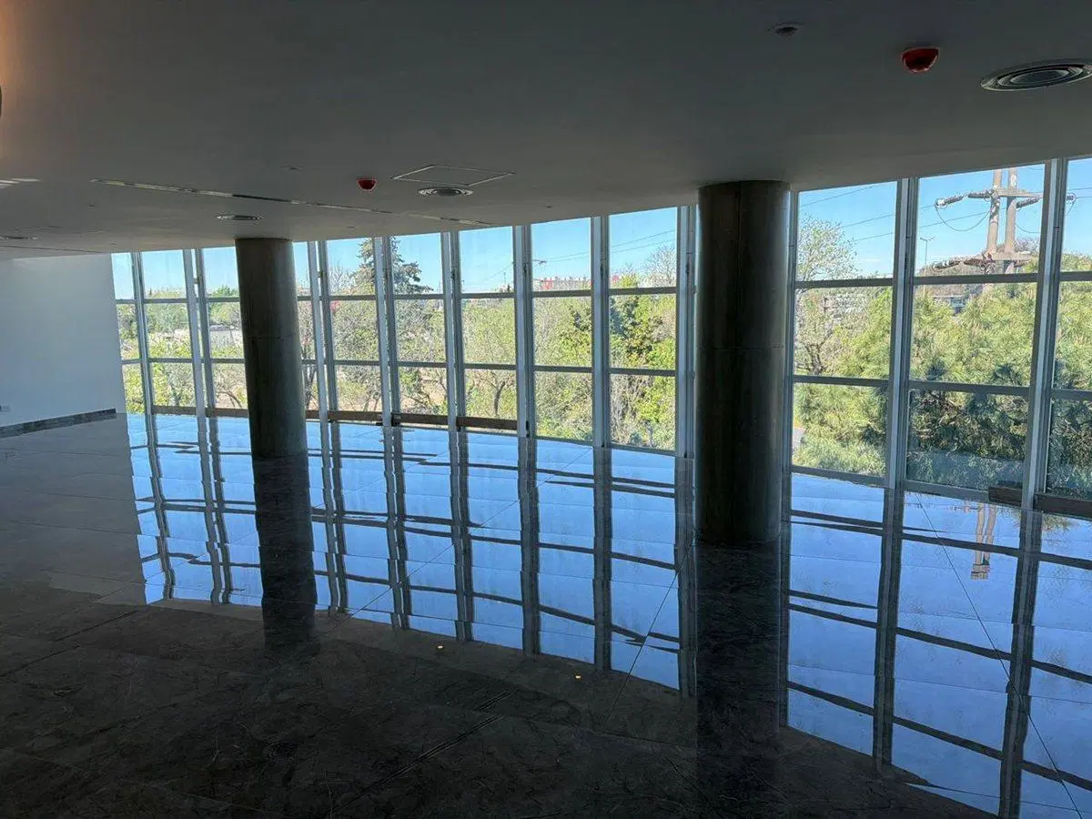 OFICINAS PREMIUM SAN ISIDRO PLANTA ENTERA 1ER PISO 2