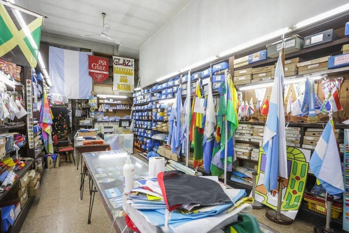 VENTA LOCAL CON VIVIENDA EN SAN NICOLÁS 5