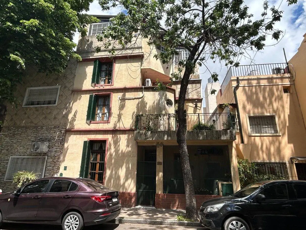 CASA VENTA PARQUE CHACABUCO  QUINCHO Y TERRAZA 2