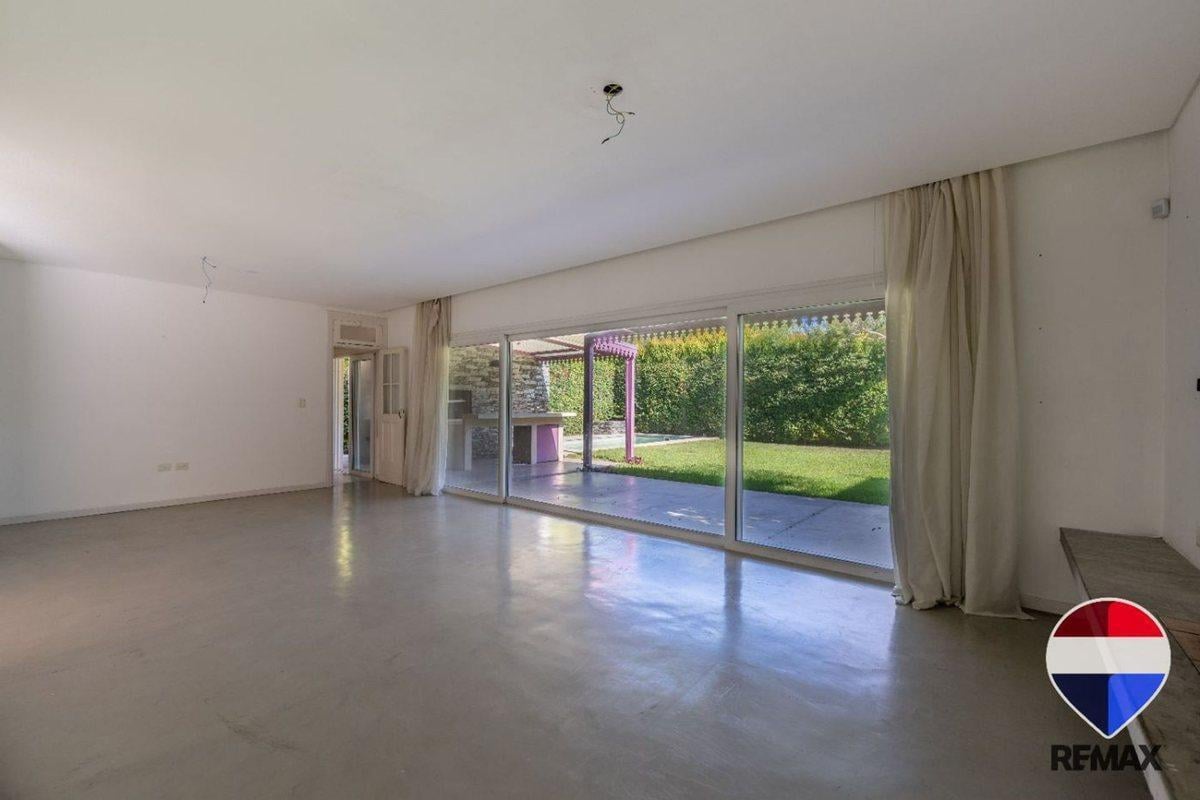 Foto de Casa en venta Santa Agustina Benavidez Apto Cred., imagen 5