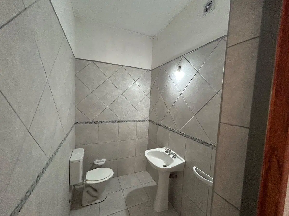 CASA CON  GALPON + CASA CASERO PQUE. 5390m2 5
