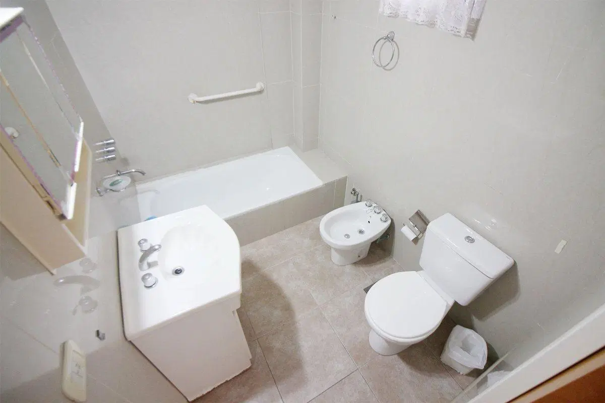 VENTA DEPARTAMENTO 2 AMBIENTES LUMINOSO CON BALCON 4