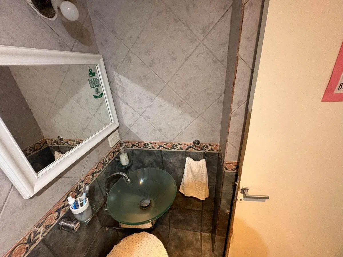 VENTA APTO CREDITO PH 2 AMB Y MEDIO SIN EXPENSAS. 5