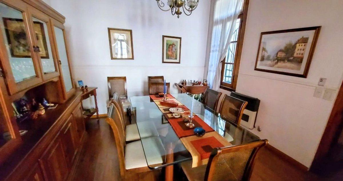 Foto de CASA VENTA PARQUE CHACABUCO QUINCHO Y TERRAZA, imagen 1