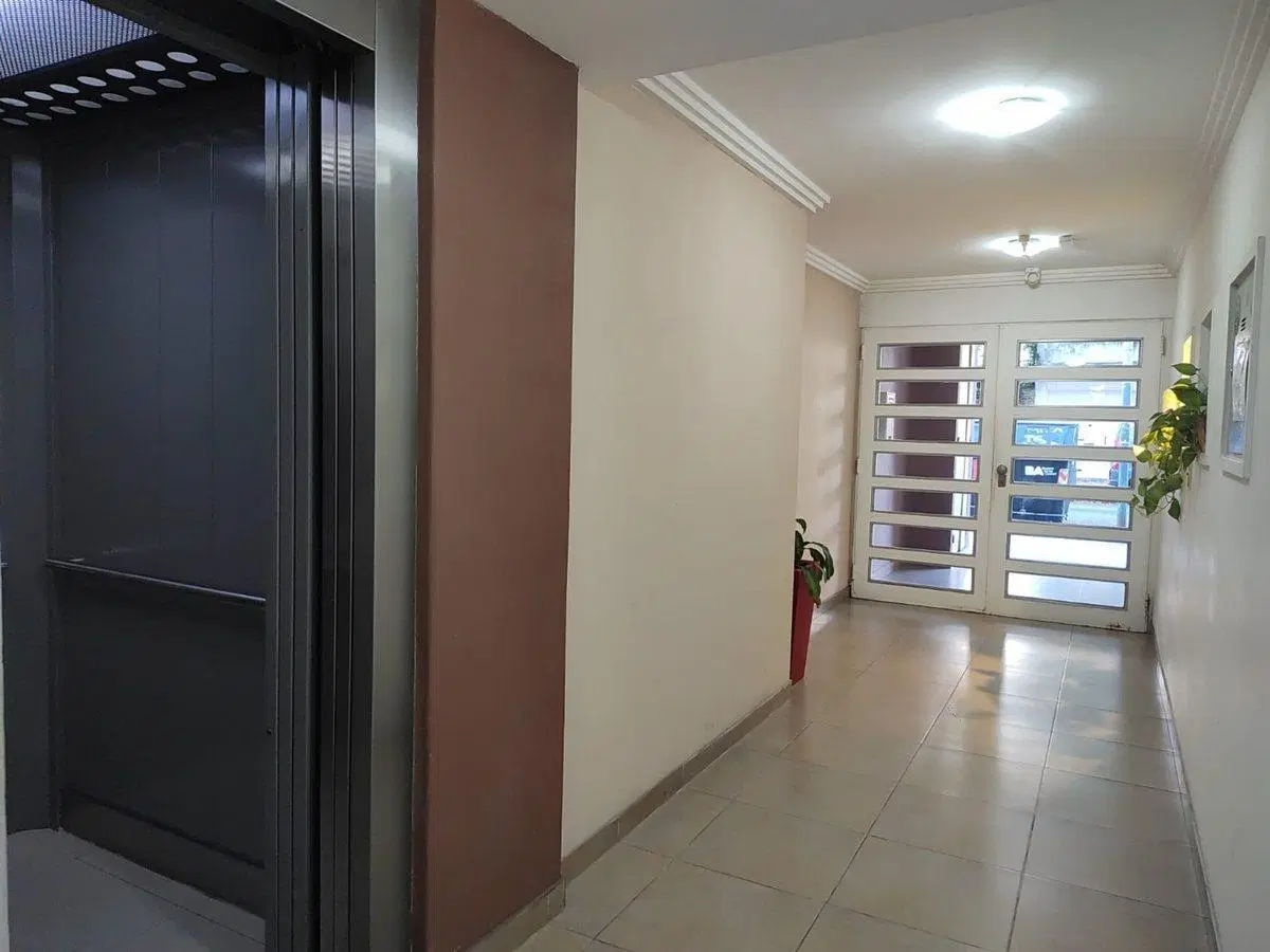 VENTA DEPARTAMENTO 2 AMBIENTES LUMINOSO CON BALCON 2