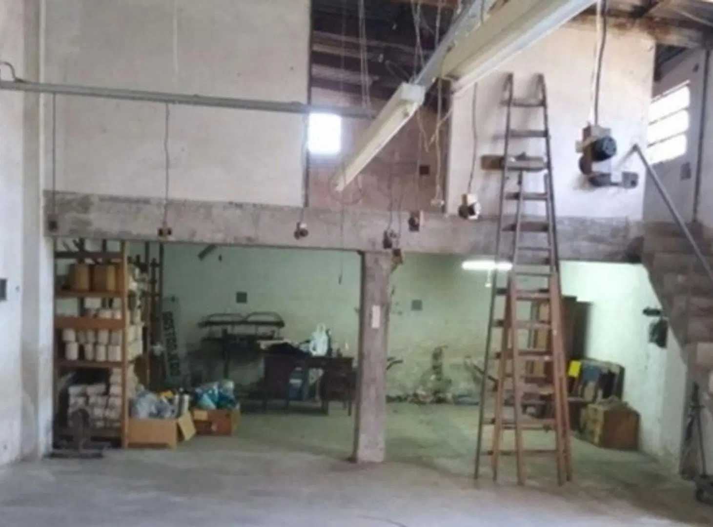 Casa 3 Amb + Depósito/Galpón a Refaccionar. 8
