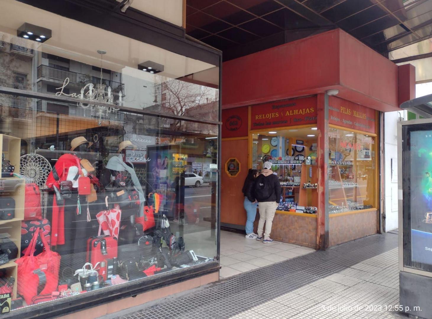 Foto de Local en Galería PB+EP - Muy Comercial - Permuta -, imagen 1