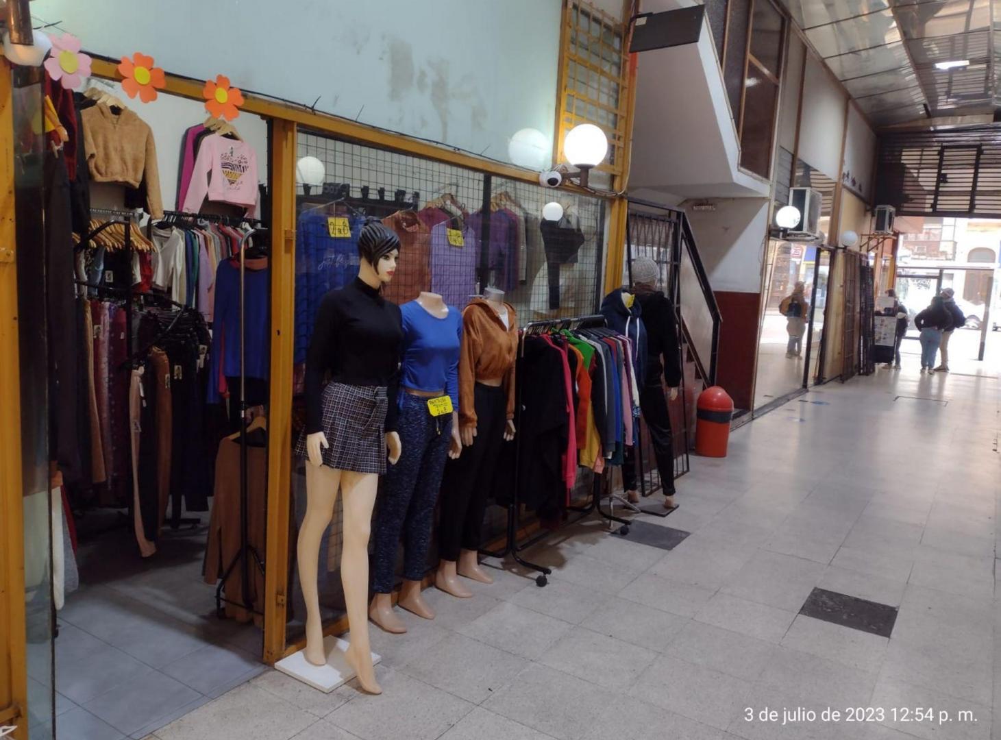 Foto de Local en Galería PB+EP - Muy Comercial - Permuta -, imagen 3