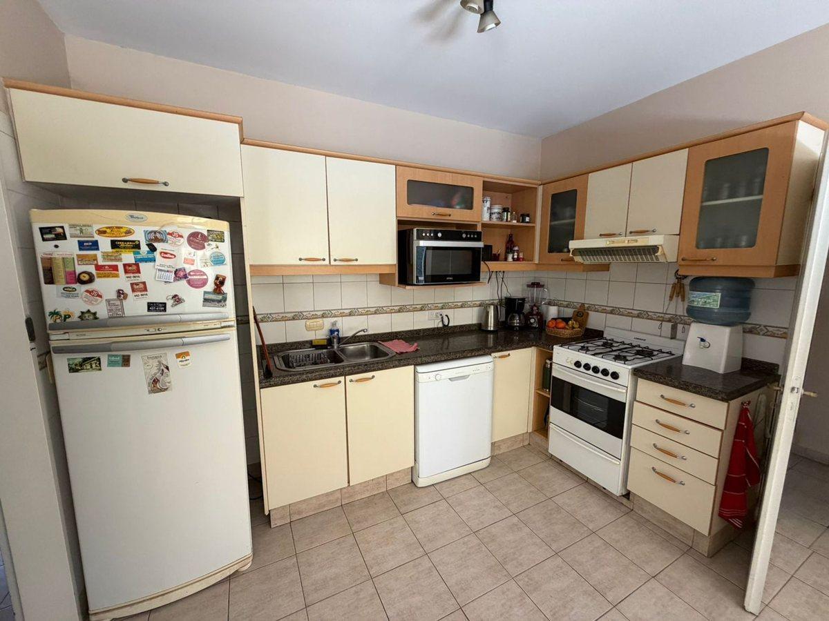 Foto de VENTA CASA 5 AMBIENTES CHAMPAGNAT PILAR, imagen 4