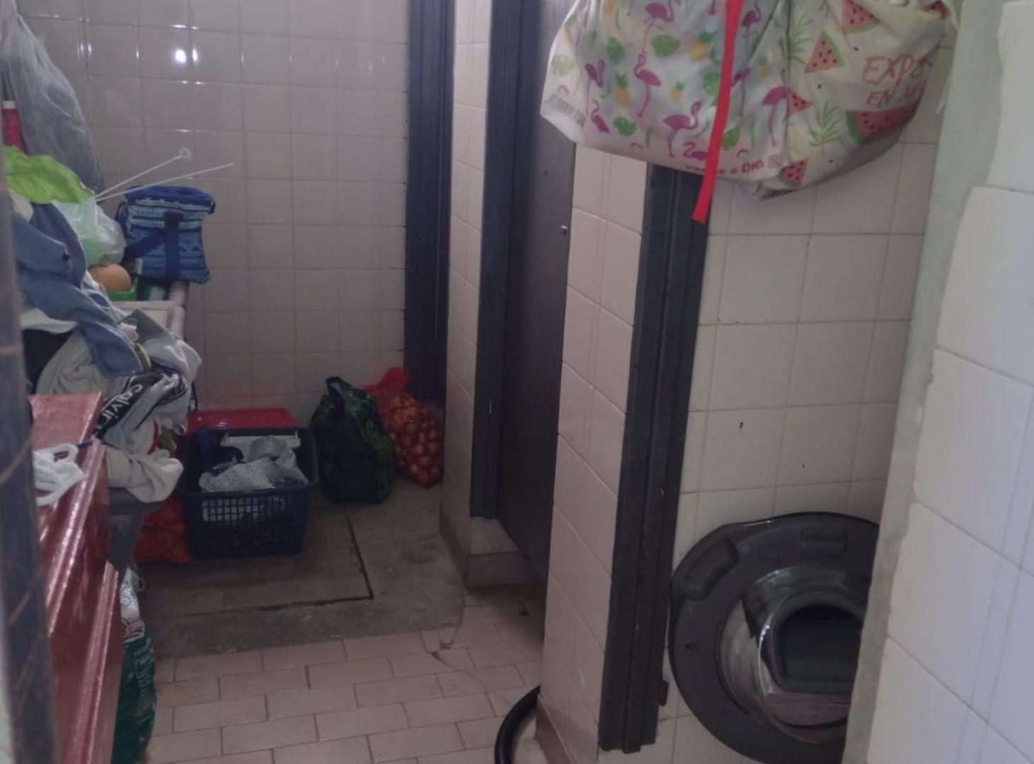 Foto de Casa a refaccionar 12.5m Fte!!! A/Permuta menor, imagen 2