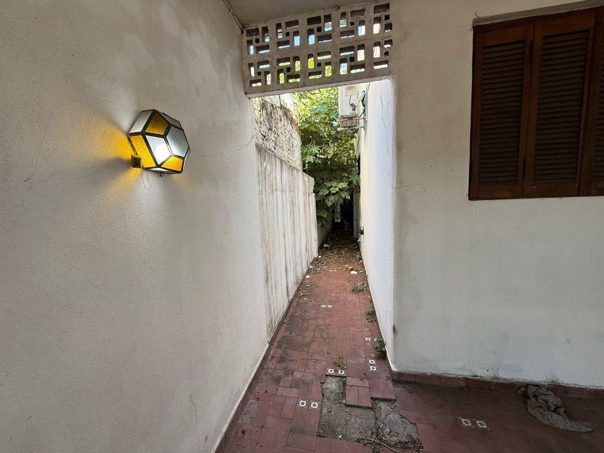 Foto de CASA 4 AMB COCHERA/PATIO A REFAC GRAN POTENCIAL, imagen 1