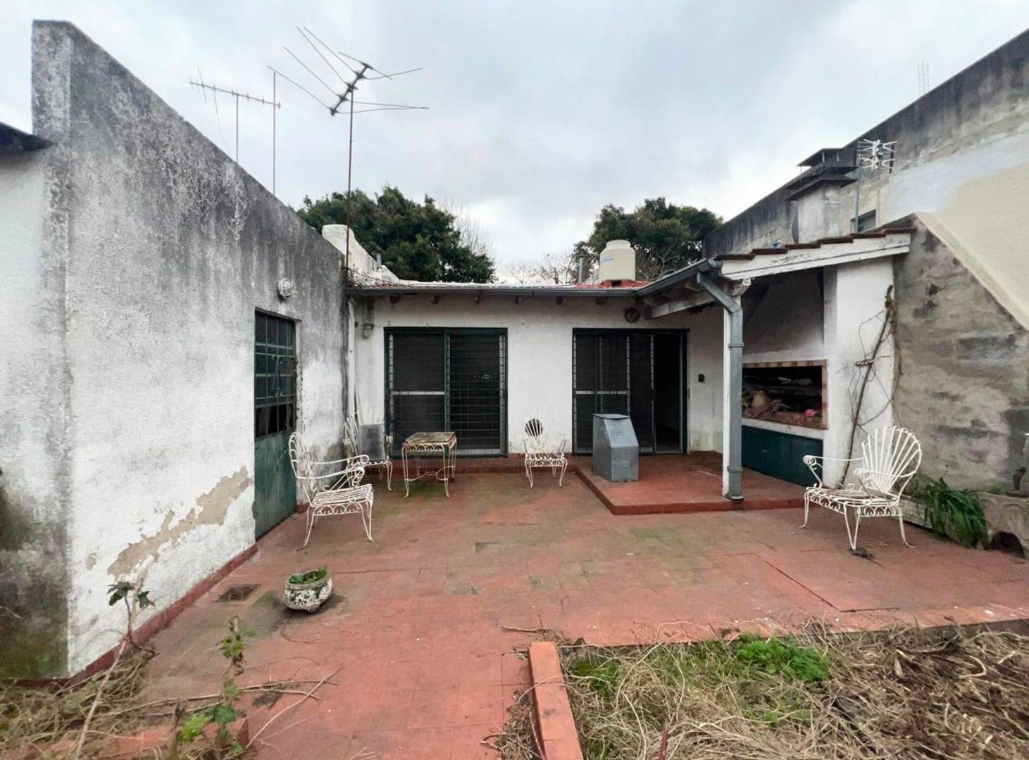 Foto de CASA 4 AMB COCHERA/PATIO A REFAC GRAN POTENCIAL, imagen 5
