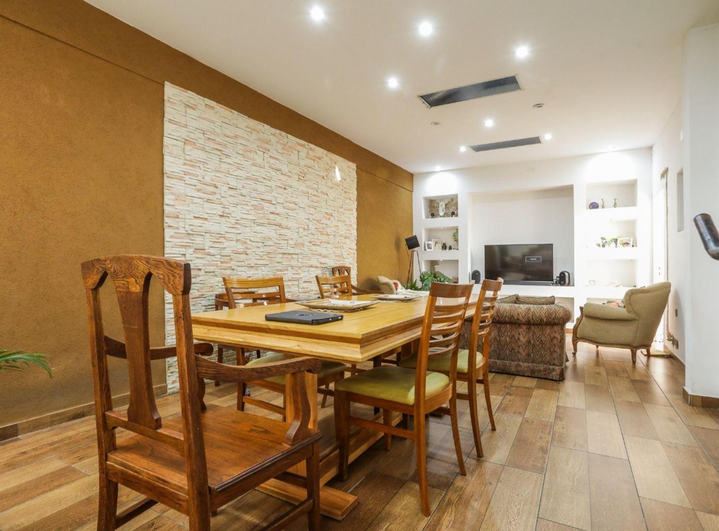 Foto de VENTA CASA 5 AMB MULTIFAMILIAR VILLA MAIPU, imagen 1