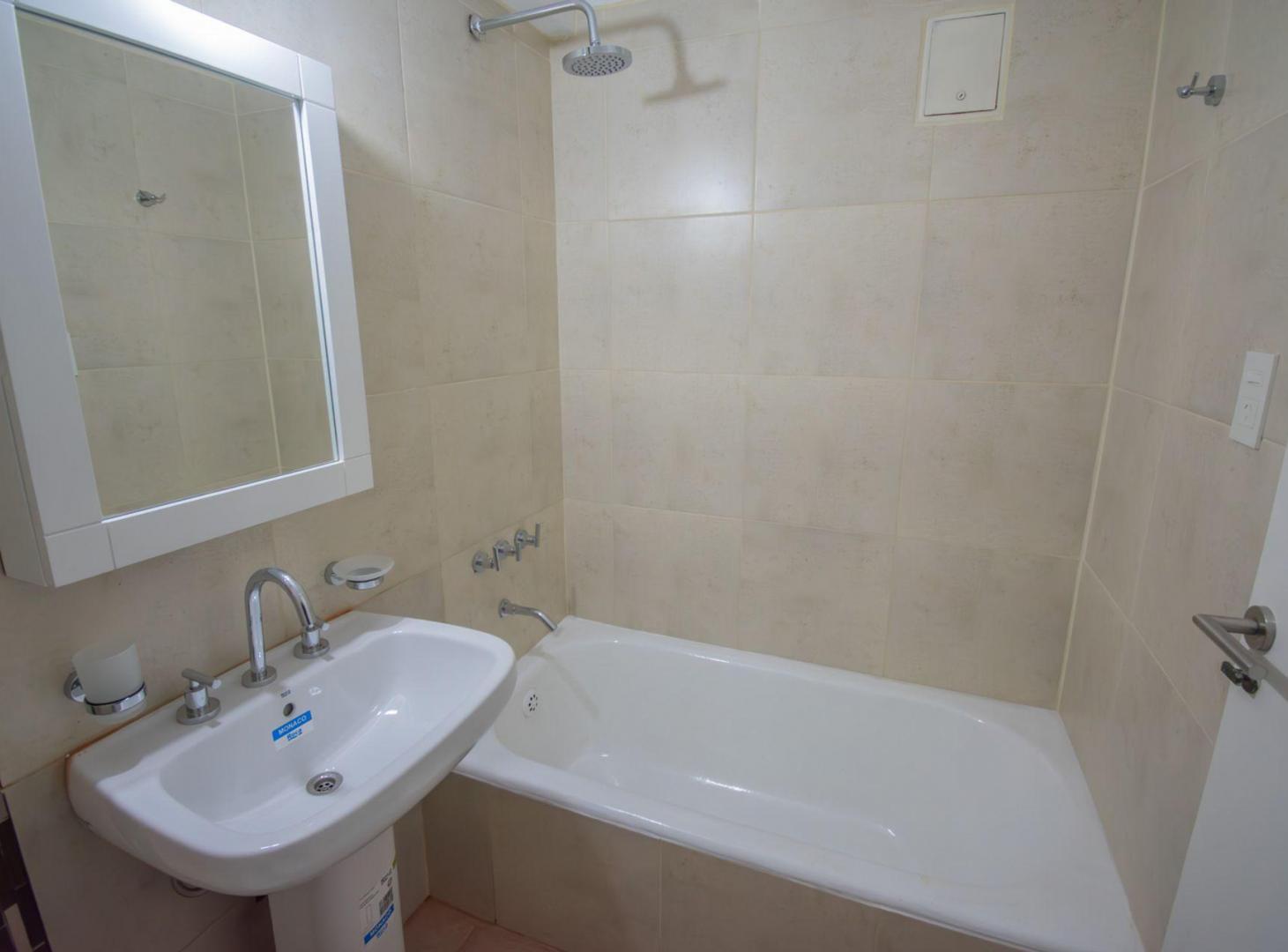 Foto de VENTA 3 AMBIENTES BALVANERA 2 PATIOS. APTO CREDITO, imagen 5