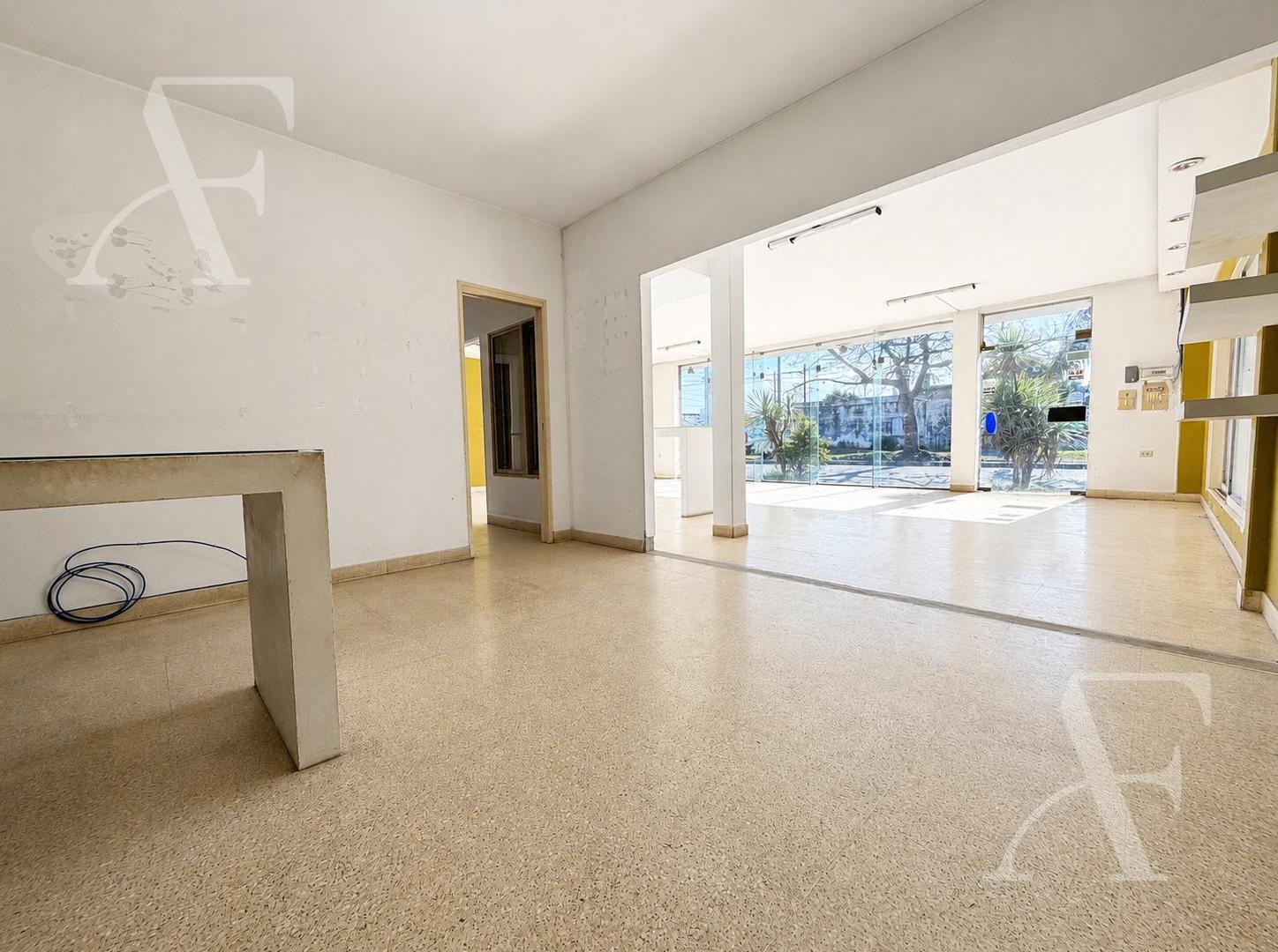 Foto de Galpón- Local Comercial- Terrenos en Venta, imagen 5