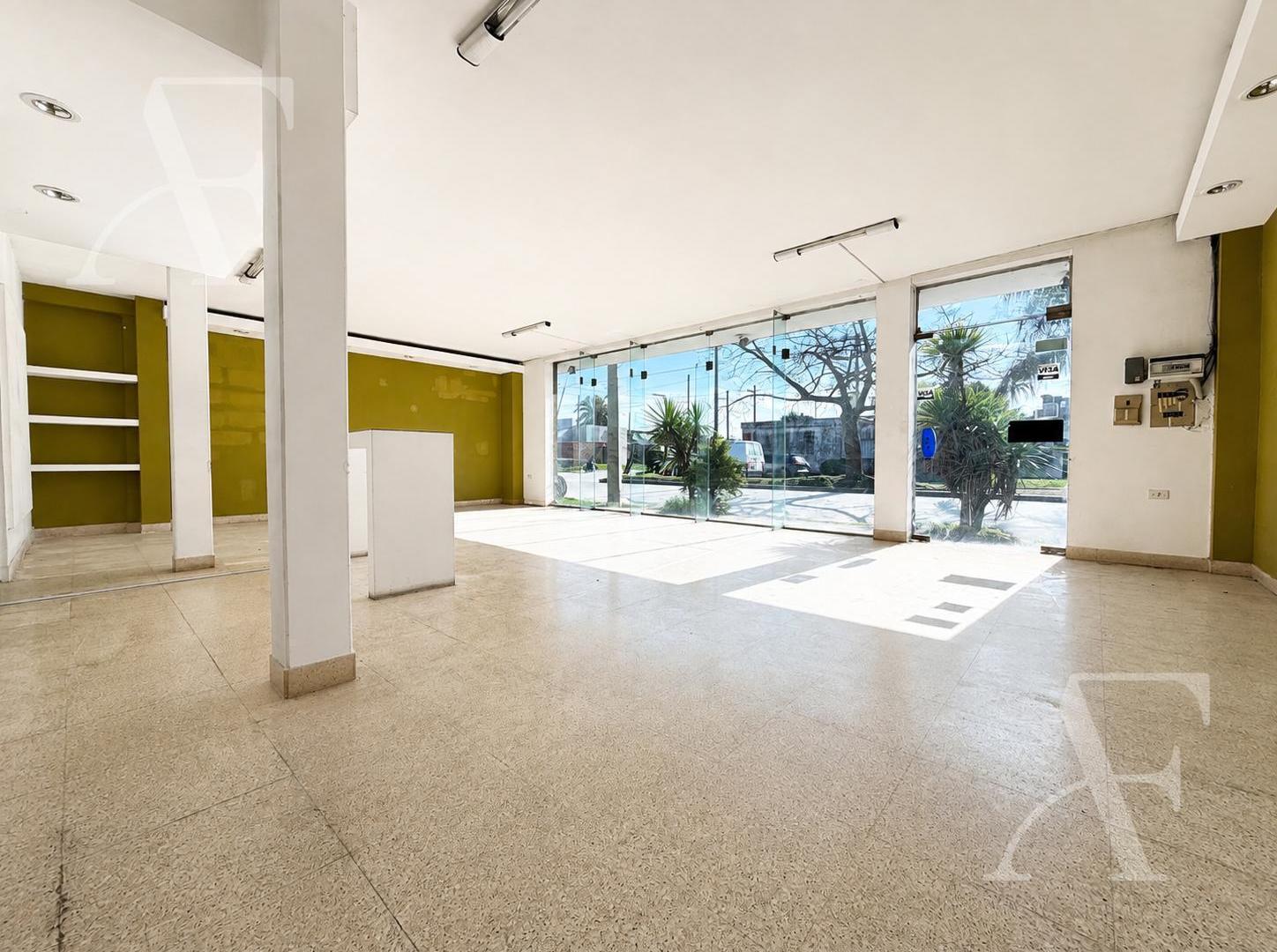 Foto de Galpón- Local Comercial- Terrenos en Venta, imagen 4