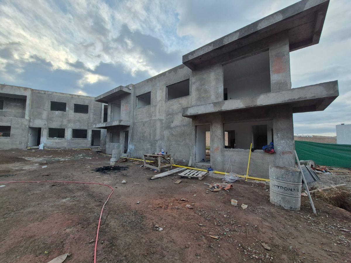 Foto de DUPLEX EN VENTA - 3 o 2 DORMITORIOS | GUAYMALLEN, RODEO DEL MEDIO, imagen 4