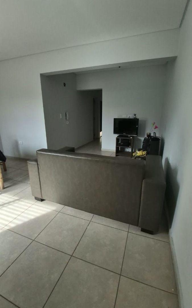 Foto de VENTA DEPARTAMENTO EN PLANTA BAJA - JESUS NAZARENO, GUAYMALLÉN, imagen 4