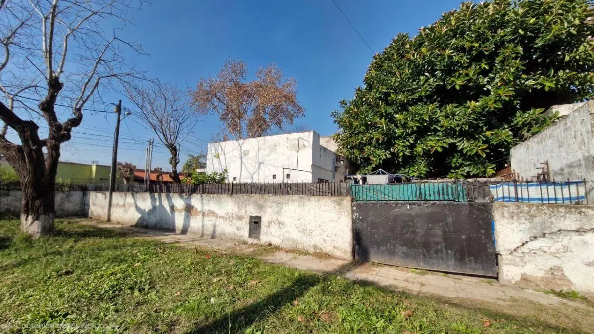 Casa en esquina - Remedios de Escalada 5