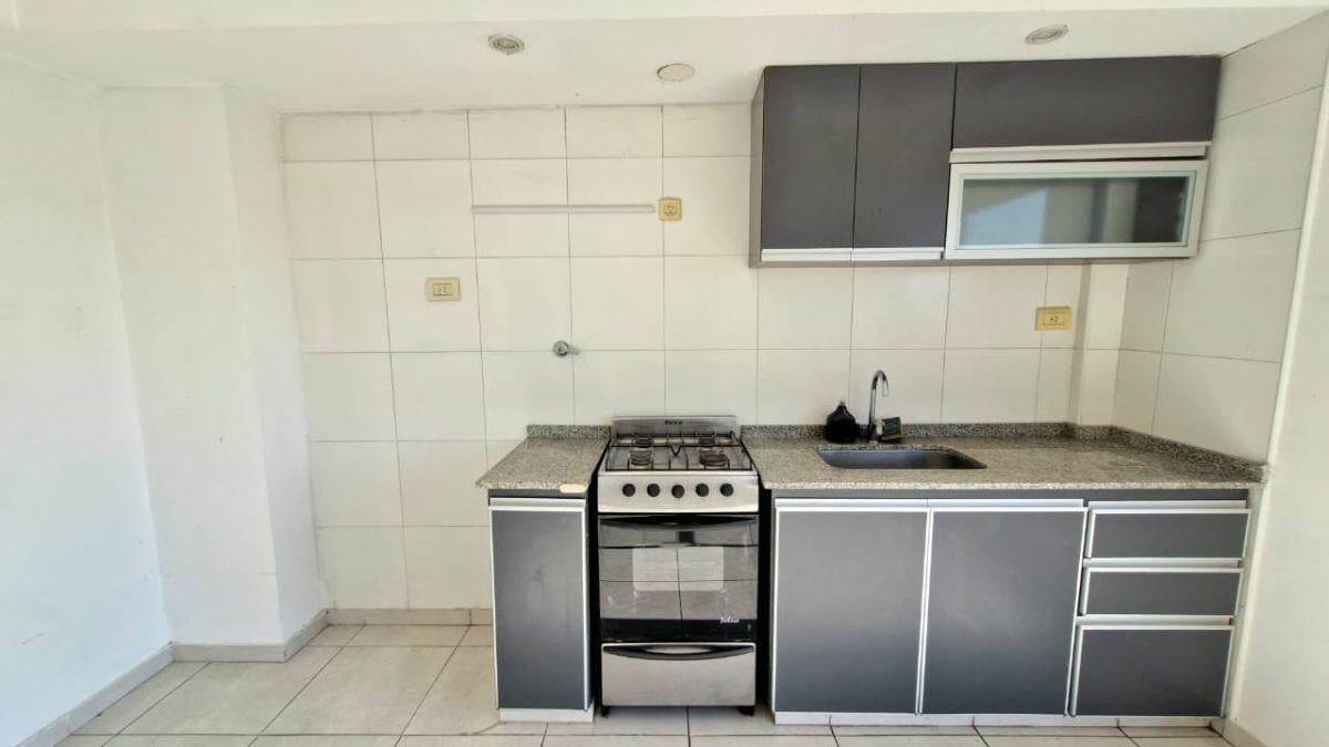 Foto de DEPARTAMENTO 2 AMBIENTES EN ALQUILER, imagen 1