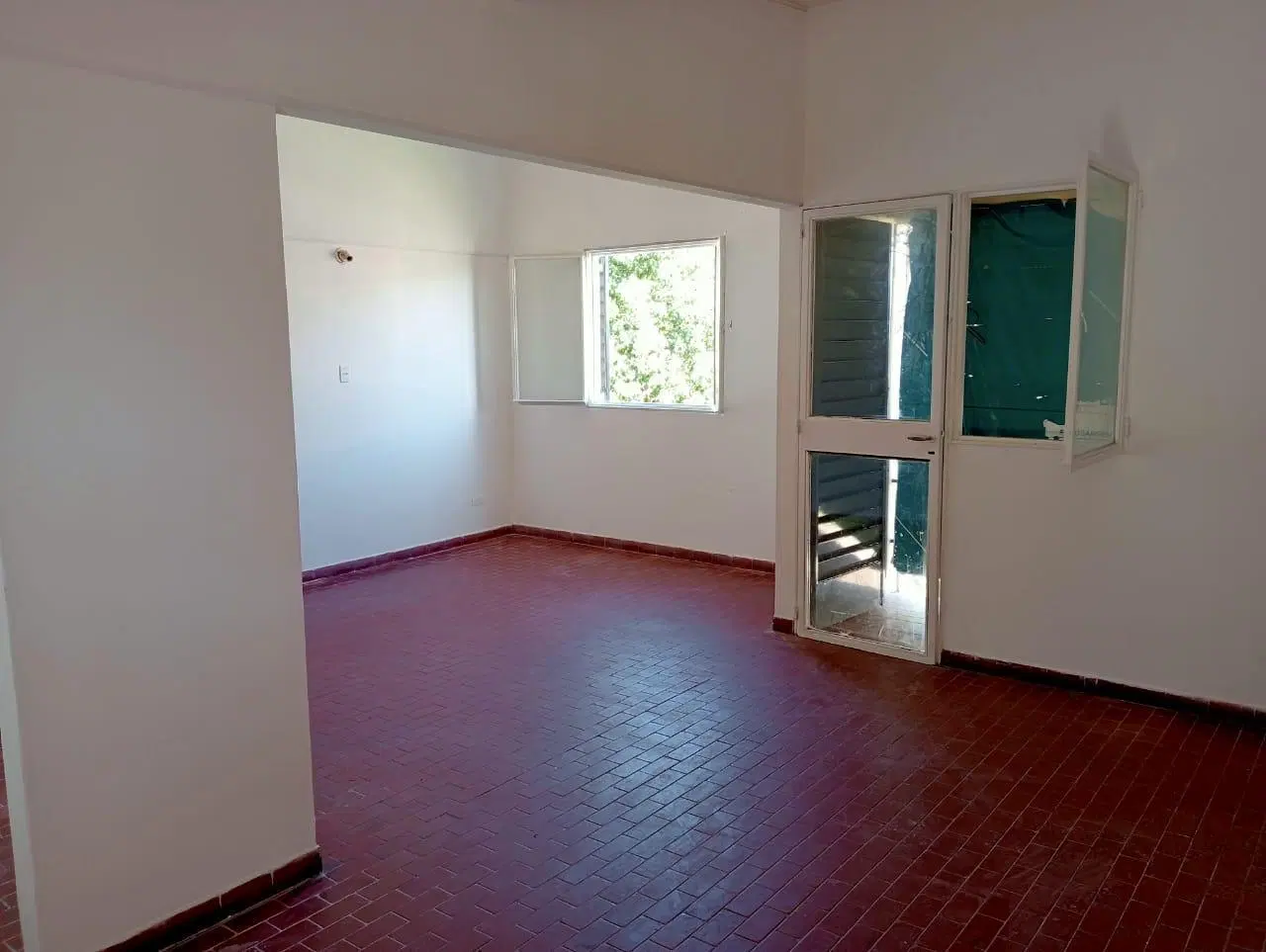 DPTO. 3 DORM ALTO ALBERDI FTE CLUB UNIVERSITARIO 3