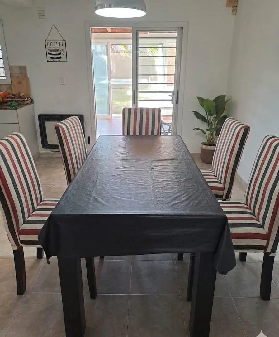 VENDO CASA 3 DORM ARGUELLO 3