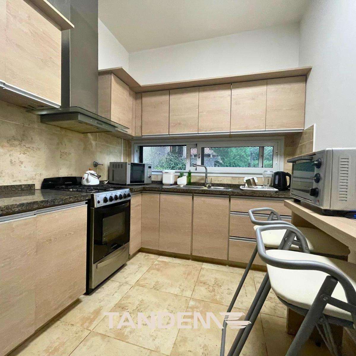 Casa de Categoría en Venta en Tanti, Keoken - 3 Dorm. 2
