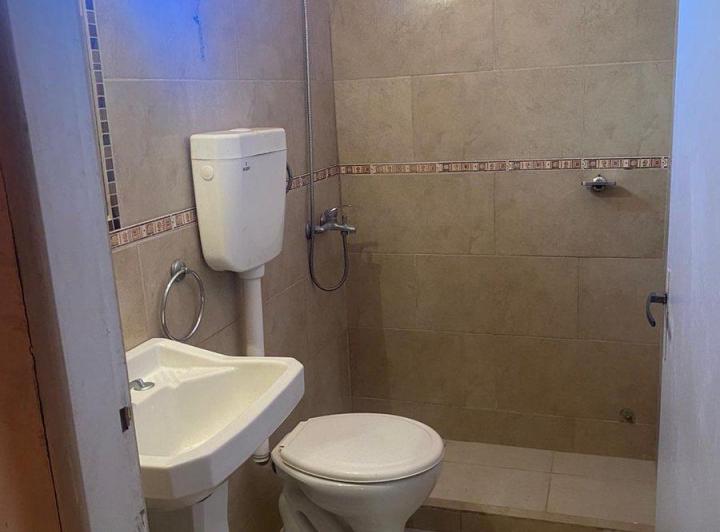 Alquiler Hermosa casa de tres dormitorios 3
