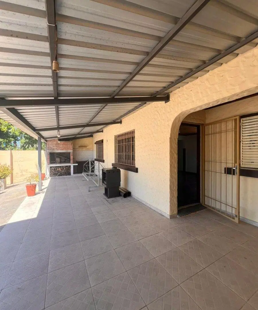CASA EN ALQUILER- DESTACA UBICACIÓN Y ESTADO 3
