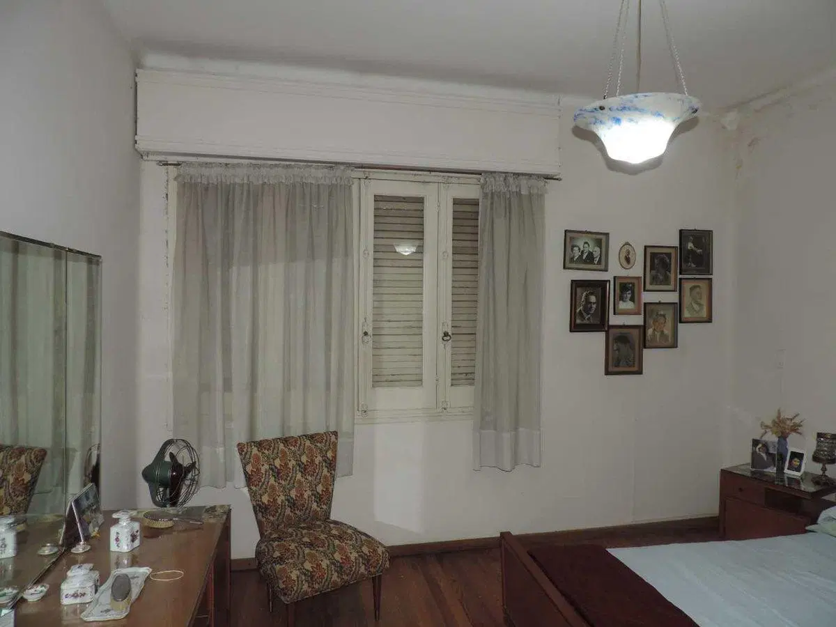 Apto en pleno centro con características de casa 5