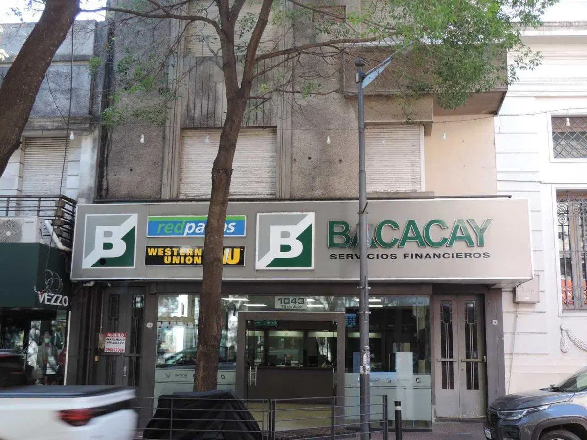 Apto en pleno centro con características de casa 2