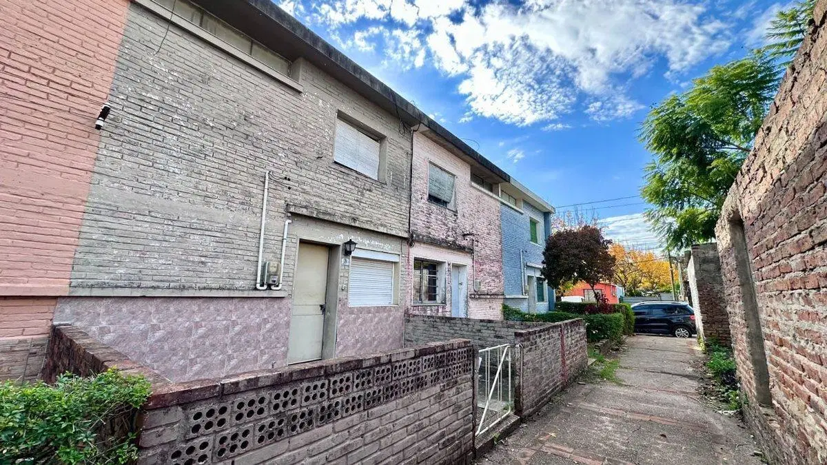 DÚPLEX EN VENTA – BARRIO JARDÍN 4