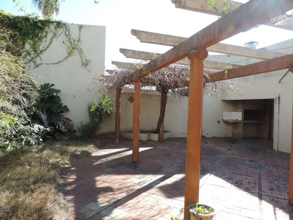 Gran Casa en ubicación estratégica en pleno centro 2