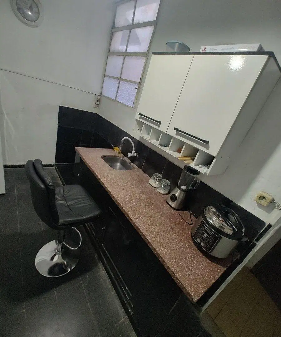 3 APARTAMENTOS PLENO CENTRO IDEAL PARA RENTA. 2