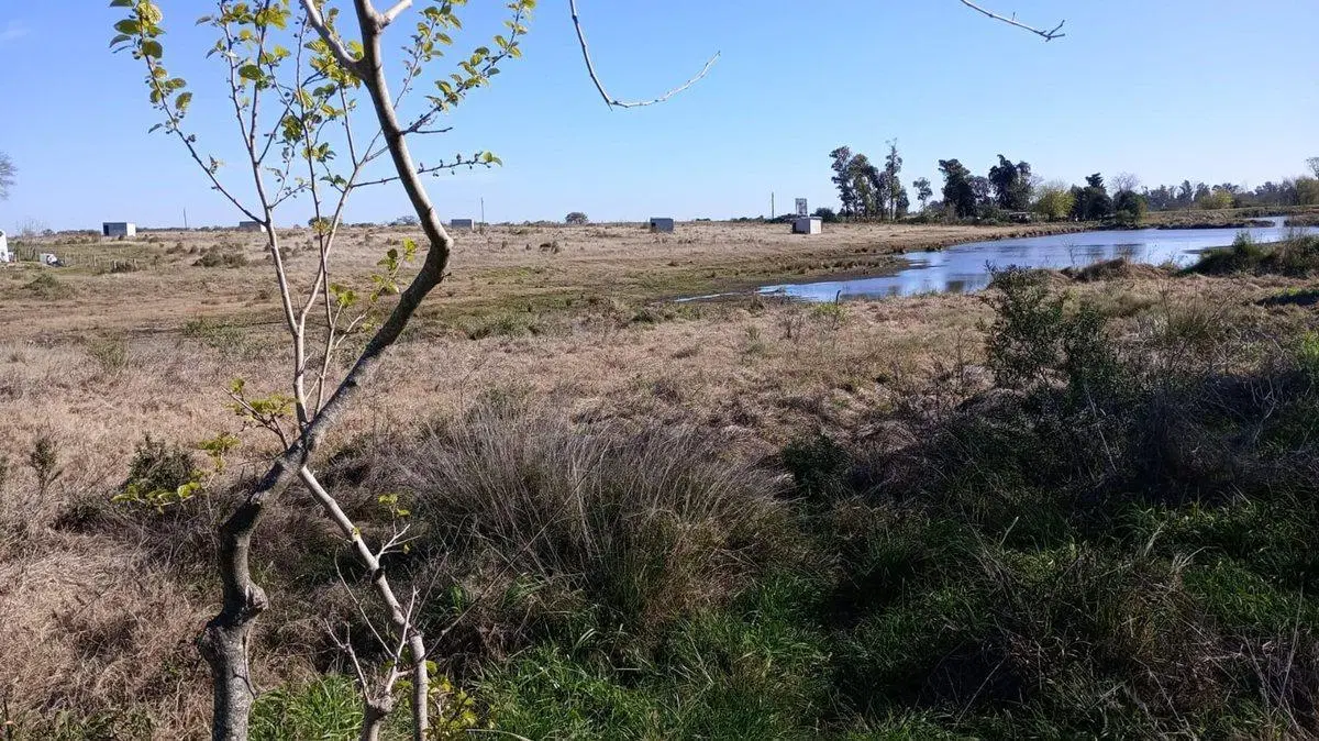 Excelente chacra sobre ruta 3 5
