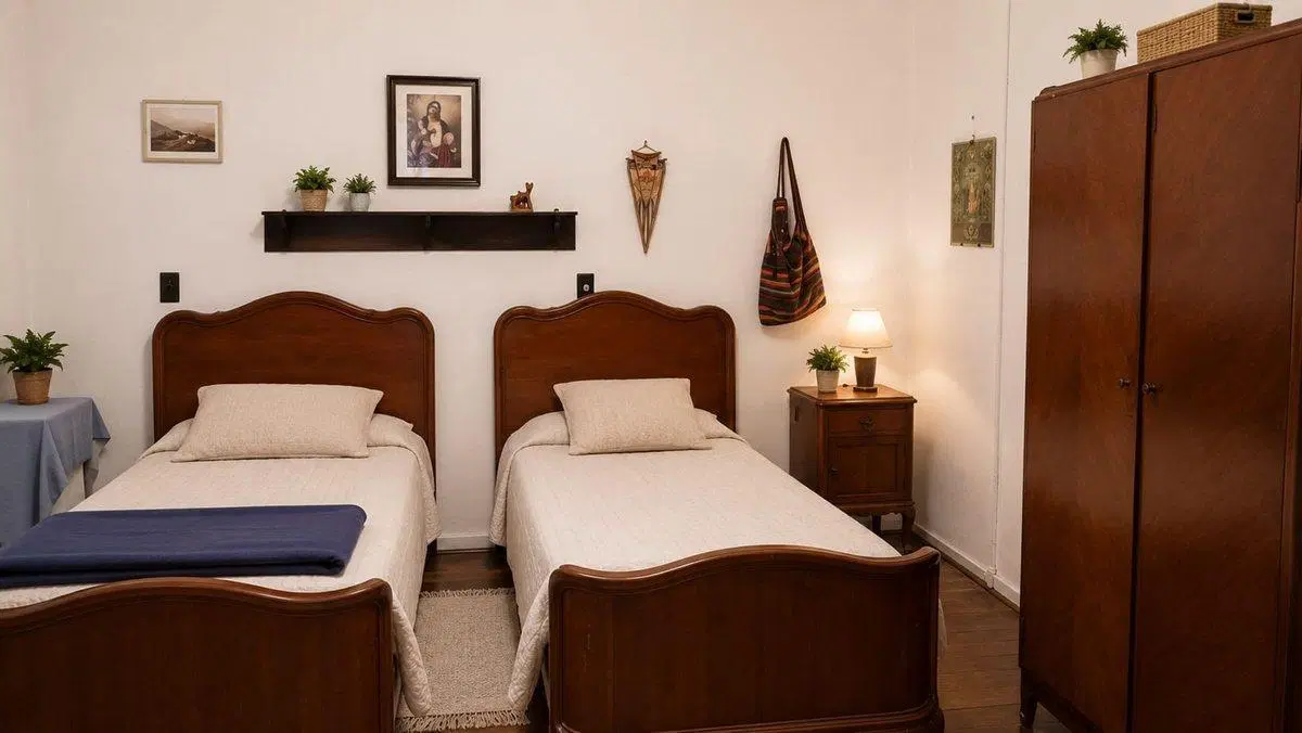 Casa céntrica gran terreno, ideal para desarrollo 3